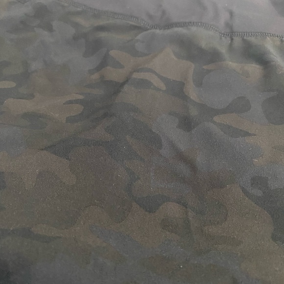 Lulu running skort. EUC. - Picture 8 of 8